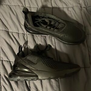 Never worn Nike sneakers